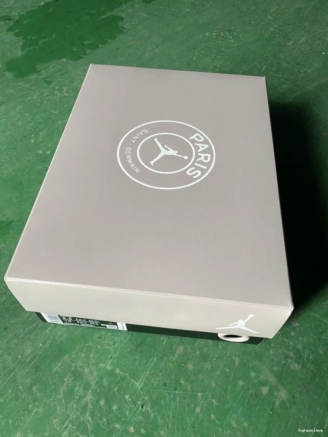 HYPE PSG x Air Jordan 5 DX6325-204 Low 0710
